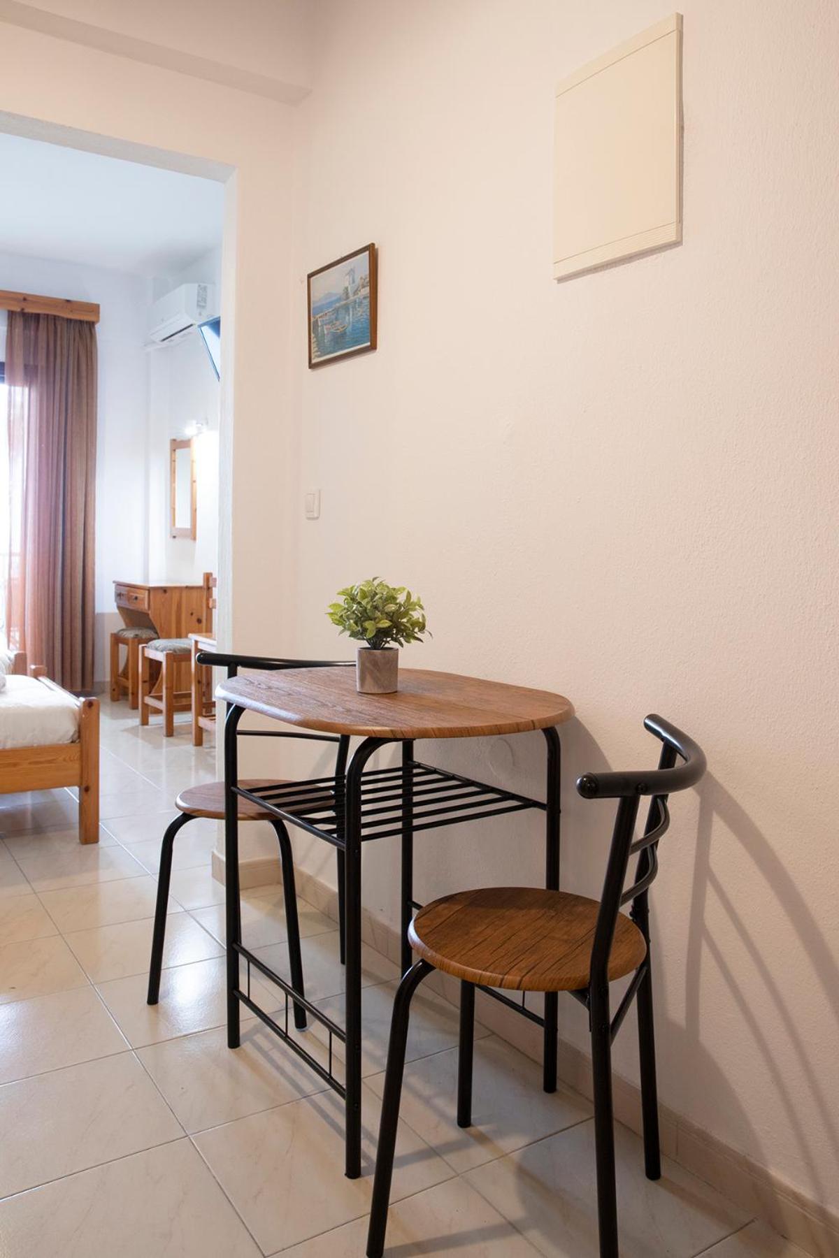 Manos Kritikakis Apartments Platamonas Ngoại thất bức ảnh