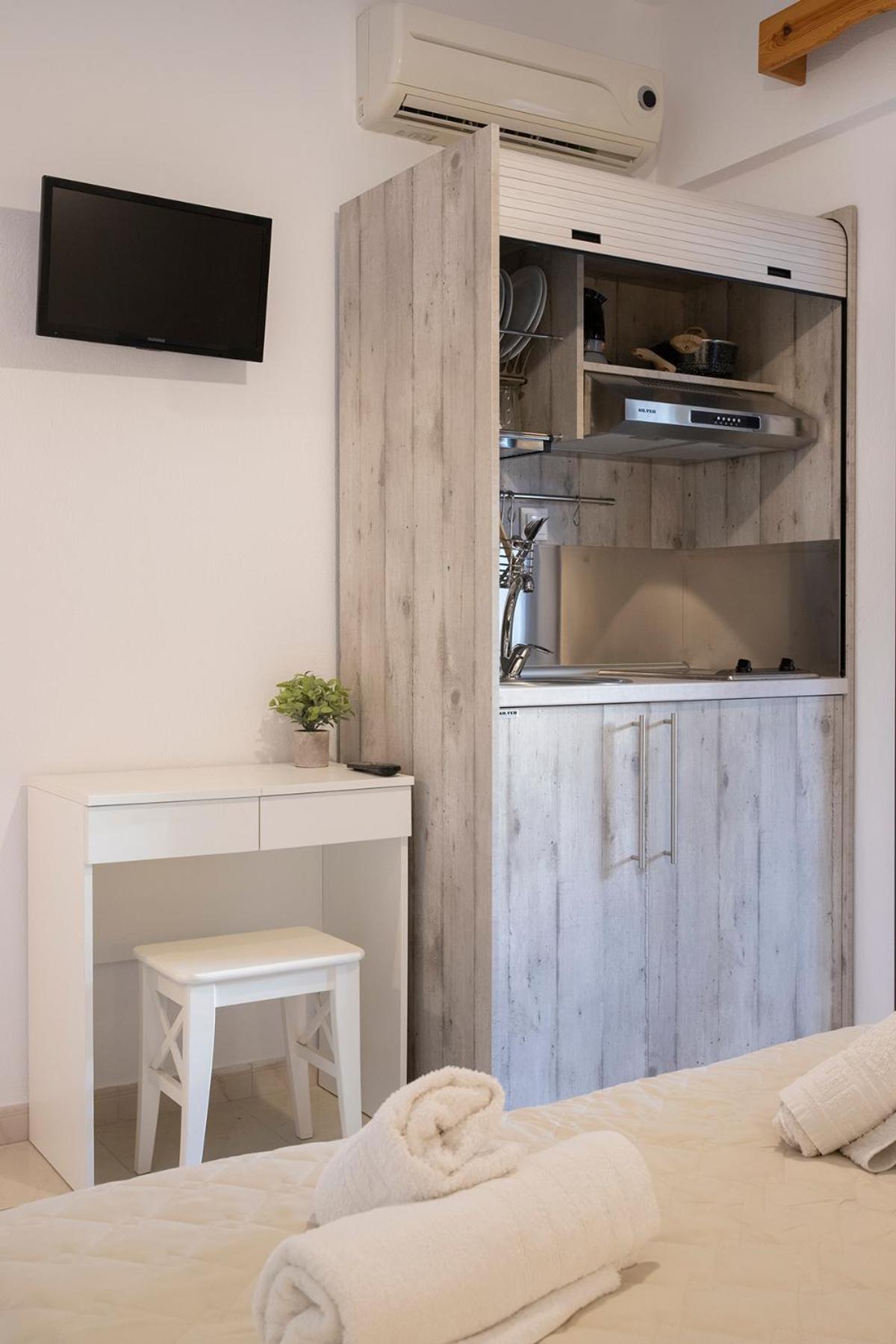 Manos Kritikakis Apartments Platamonas Ngoại thất bức ảnh